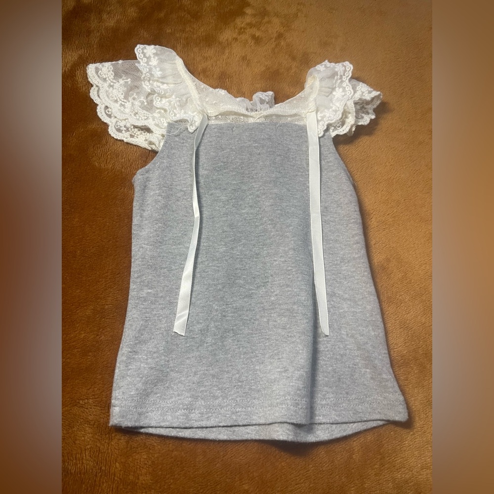 Mae Li Rose Gray Lace Trim Outfit with Bows 18/24 months - Picture 2 of 6